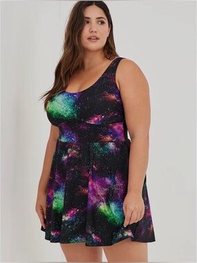 Torrid 3X Like New Black and Purple Nebula Print
